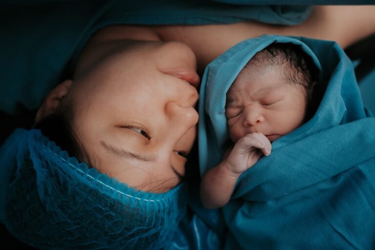 MakeAmom: A Guide to At-Home Insemination and Fertility